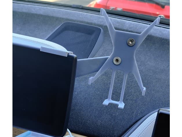 Photo of BMW i3 Phone Holder