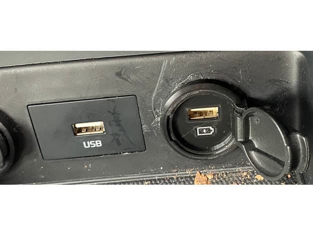 Photo of KIA Ceed USB charger housing