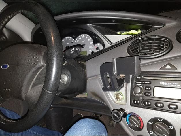 Oneplus 5t Ford Focus MK1 holder - image