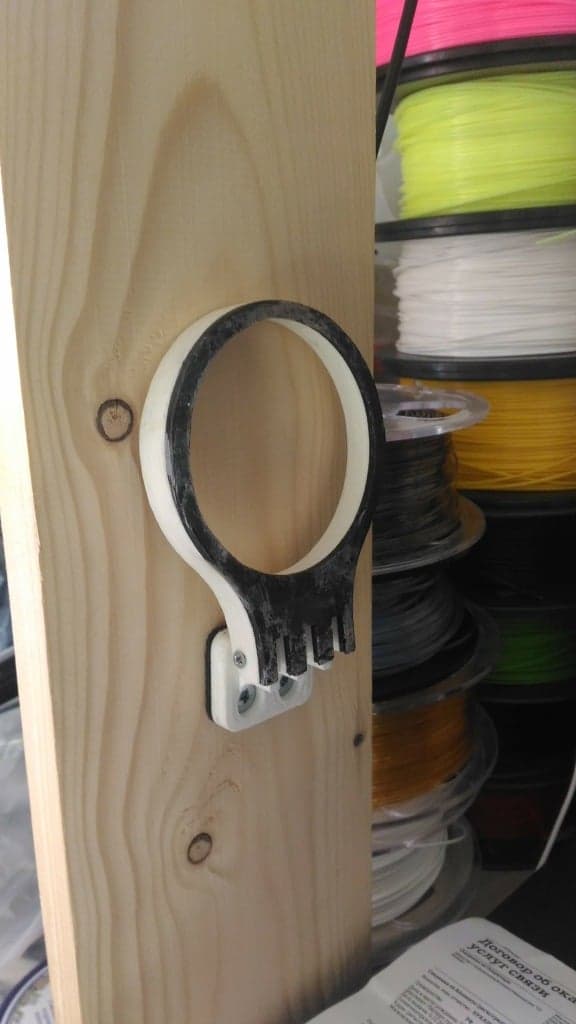 Cup holder - image